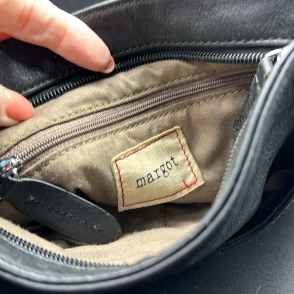 Margot Crossbody Leather Purse - Picture 5 of 6